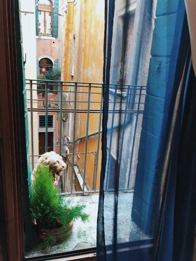 Rainbow Guest house Venice